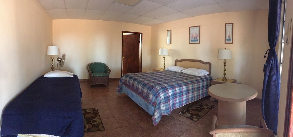 Old Mill Hotel San Quintin Екстериор снимка