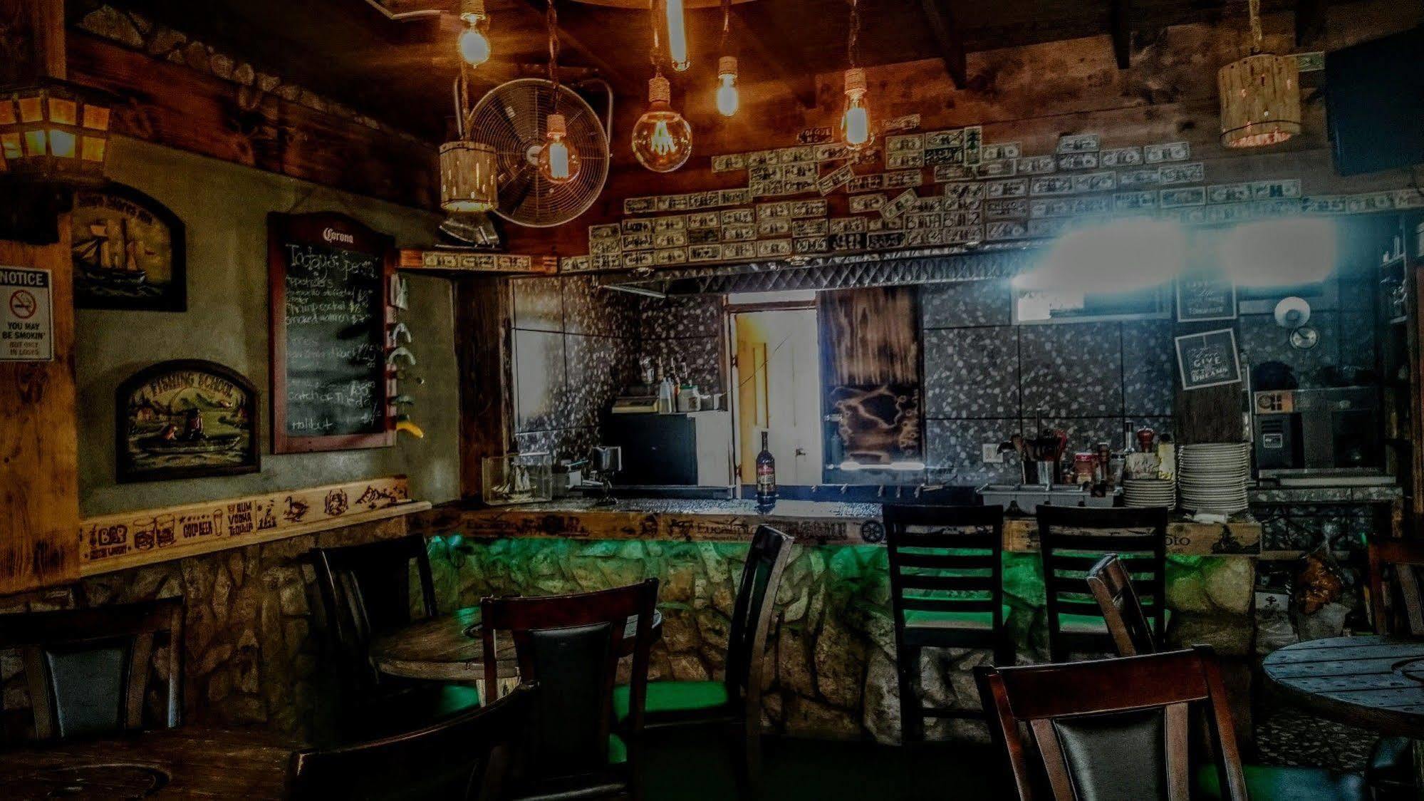 Old Mill Hotel San Quintin Екстериор снимка