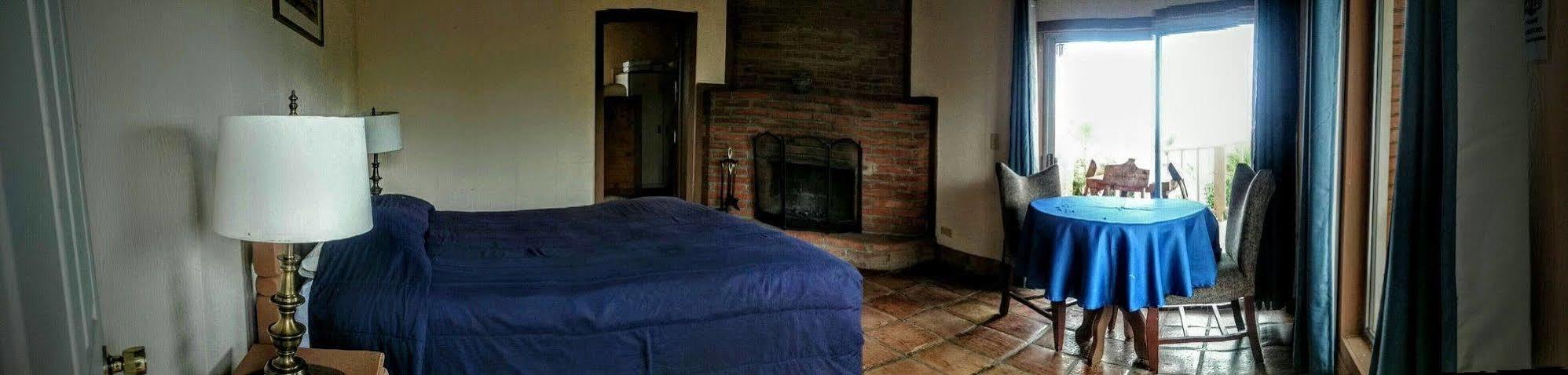 Old Mill Hotel San Quintin Екстериор снимка
